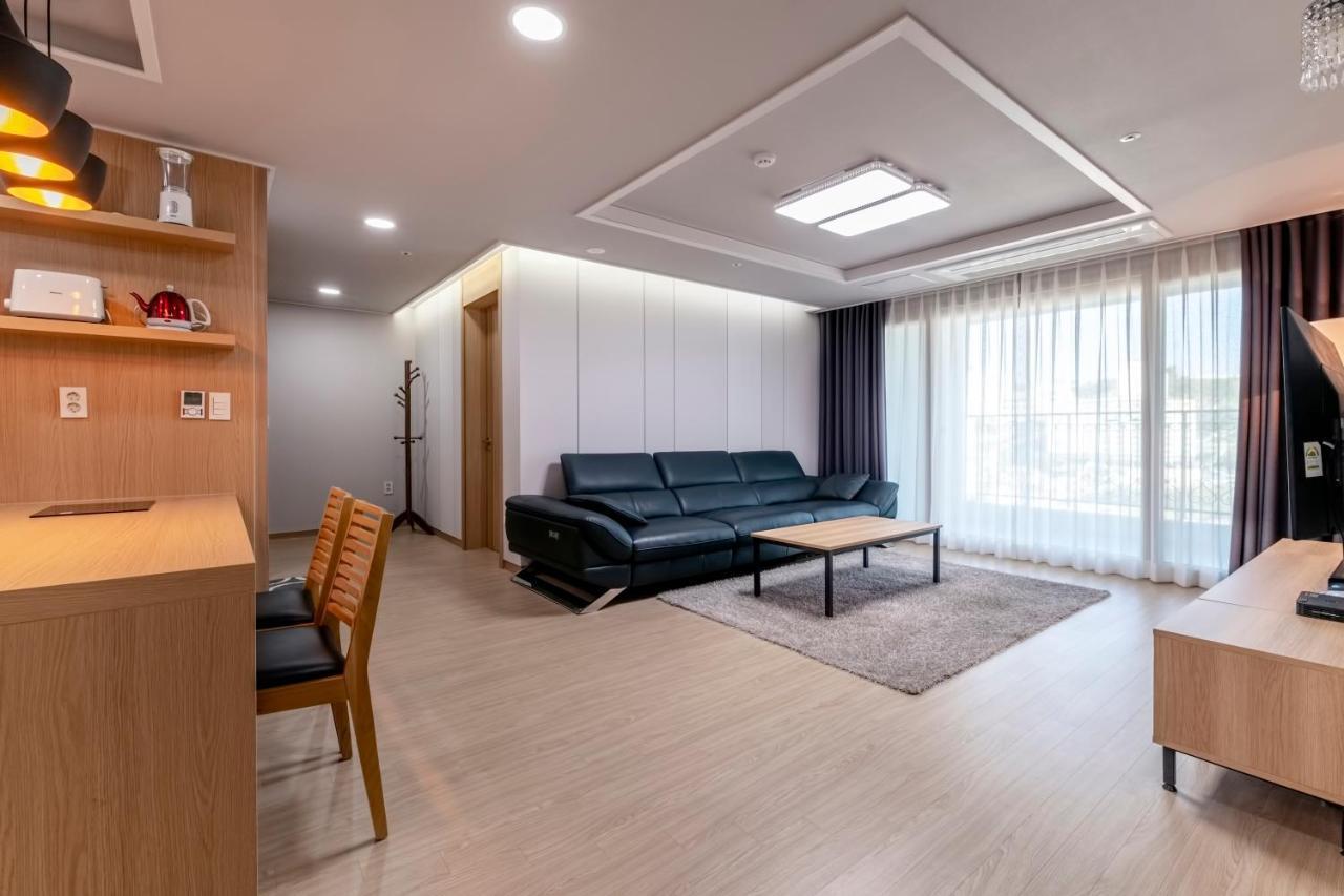 Edenstay Geoje Εξωτερικό φωτογραφία