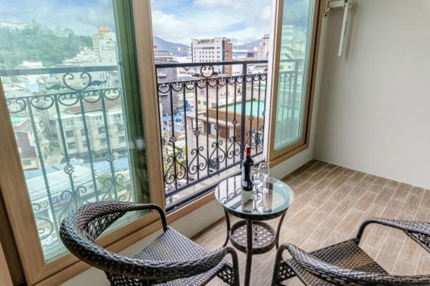 Edenstay Geoje Εξωτερικό φωτογραφία