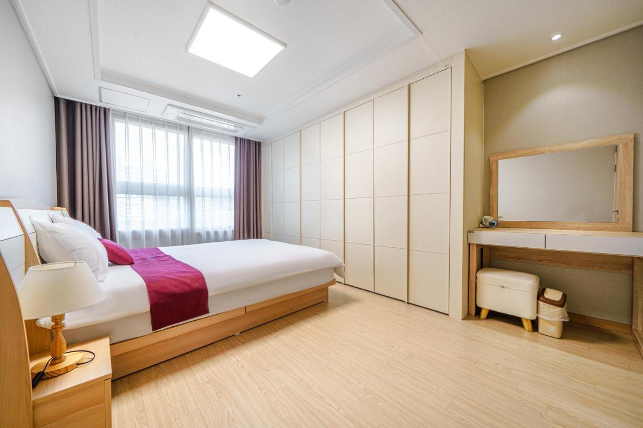 Edenstay Geoje Εξωτερικό φωτογραφία