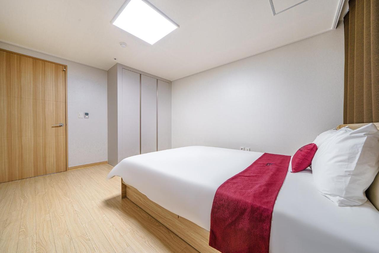 Edenstay Geoje Εξωτερικό φωτογραφία